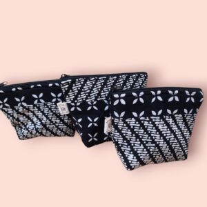 Pouch motif Batik